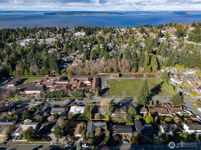 19718 12th Avenue NW, Shoreline, WA 98177
