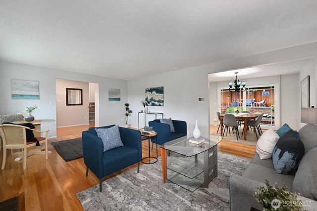 19718 12th Avenue NW, Shoreline, WA 98177