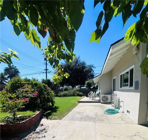 14314 De Alcala, La Mirada, CA 90638
