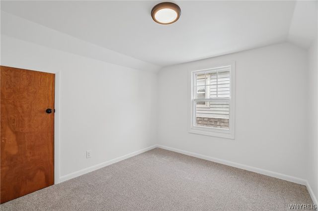 2635 Porter Road, Niagara Falls, NY 14305