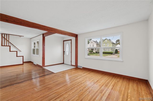 2635 Porter Road, Niagara Falls, NY 14305