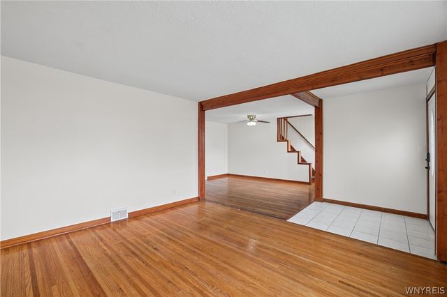 2635 Porter Road, Niagara Falls, NY 14305