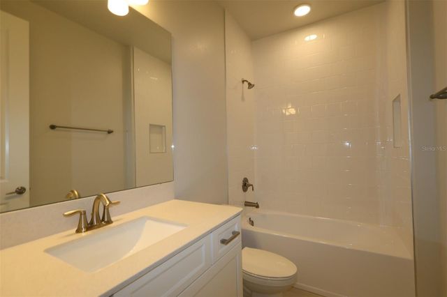 3802 WOLVES CREEK PLACE, Apopka, FL 32712