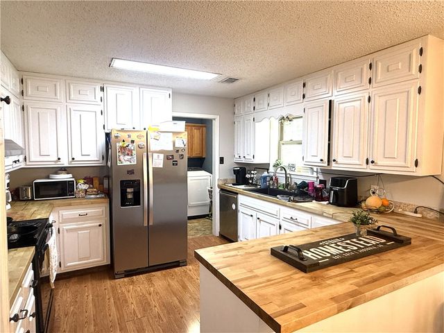 534 Worley Lane, Russellville, AR 72802