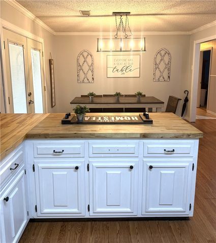 534 Worley Lane, Russellville, AR 72802
