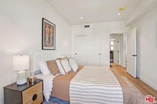 1110 S Spaulding Avenue PH3, Los Angeles, CA 90019