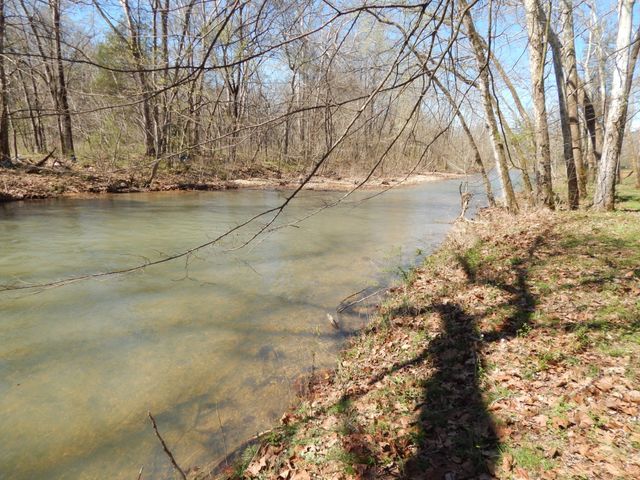 6223 Beech Creek Rd, Clifton, TN 38425