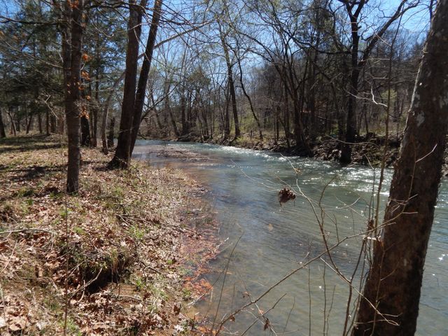 6223 Beech Creek Rd, Clifton, TN 38425