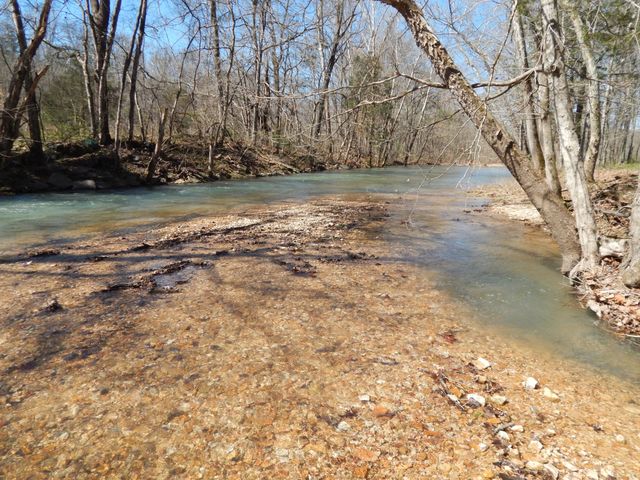 6223 Beech Creek Rd, Clifton, TN 38425