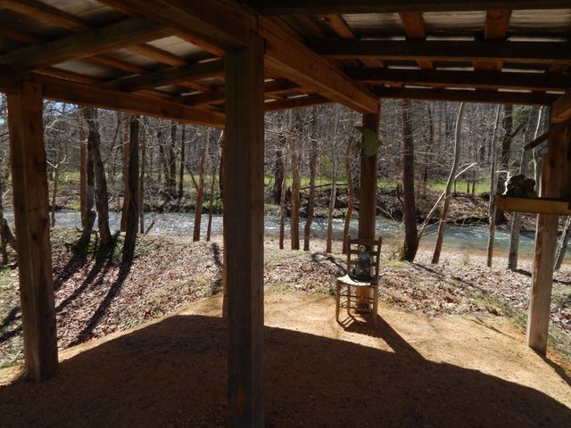 6223 Beech Creek Rd, Clifton, TN 38425