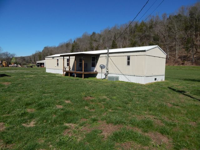 6223 Beech Creek Rd, Clifton, TN 38425