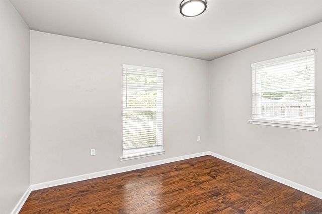 12805 Ina Dr, Walker, LA 70785