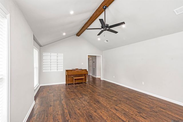 12805 Ina Dr, Walker, LA 70785