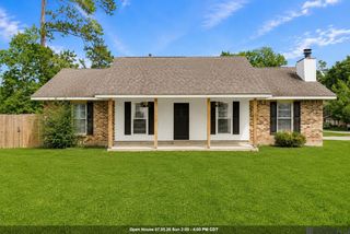 12805 Ina Dr, Walker, LA 70785