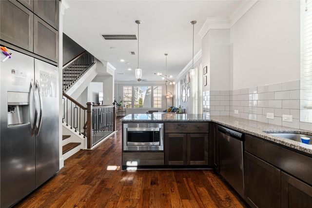 6759 Highclere Manor Lane, Houston, TX 77055