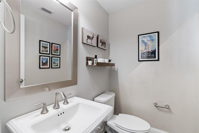 6759 Highclere Manor Lane, Houston, TX 77055