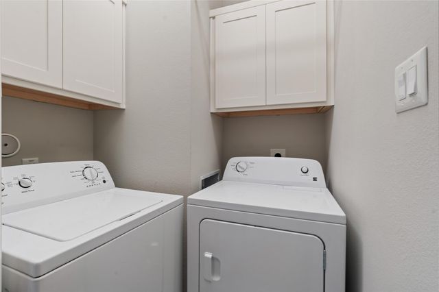 6759 Highclere Manor Lane, Houston, TX 77055