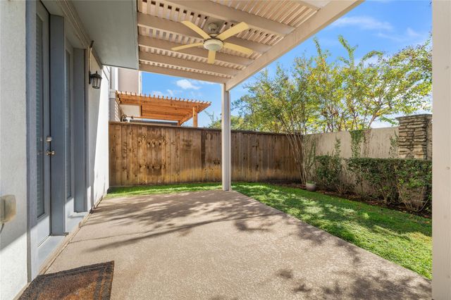 6759 Highclere Manor Lane, Houston, TX 77055