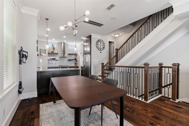 6759 Highclere Manor Lane, Houston, TX 77055