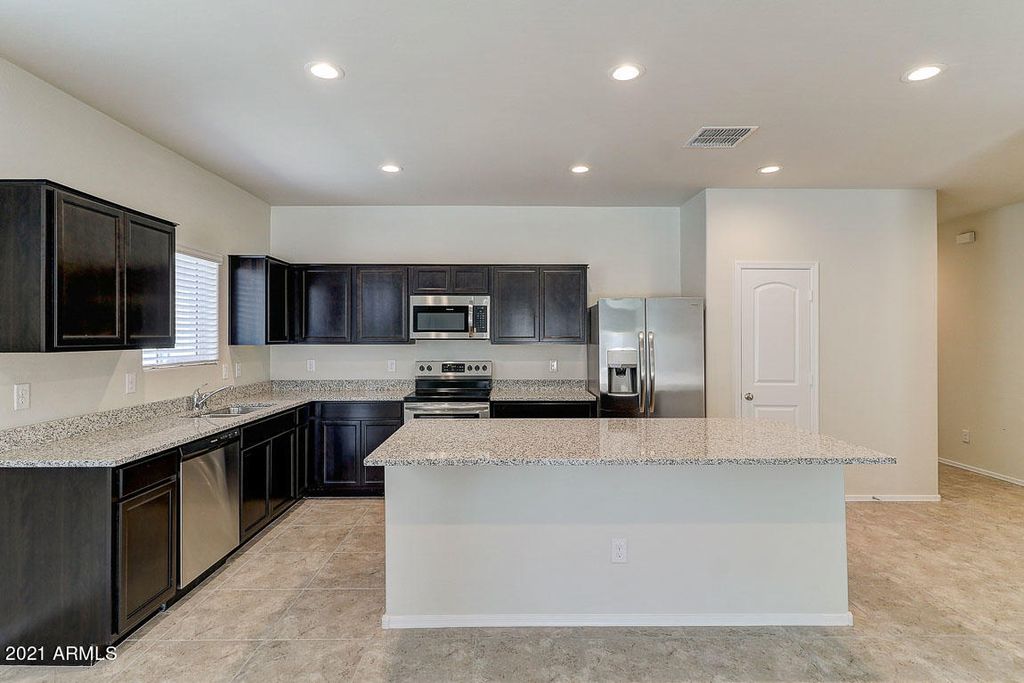 2434 E SANTA BARBARA Trail, Casa Grande, AZ 85194 — photo 3