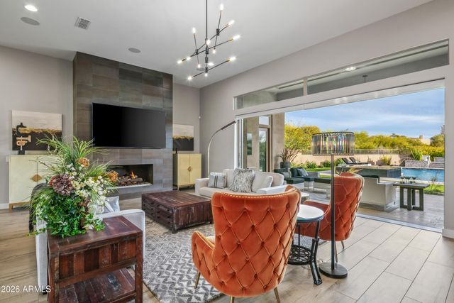 8555 E EAGLE CLAW Drive, Scottsdale, AZ 85266
