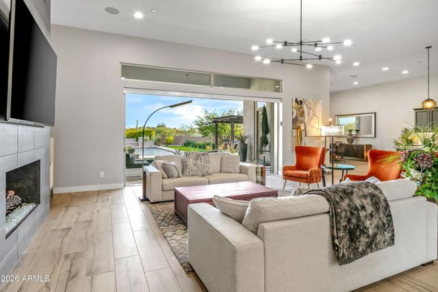 8555 E EAGLE CLAW Drive, Scottsdale, AZ 85266