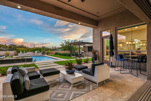 8555 E EAGLE CLAW Drive, Scottsdale, AZ 85266