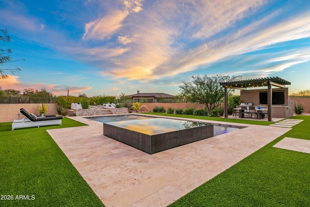 8555 E EAGLE CLAW Drive, Scottsdale, AZ 85266