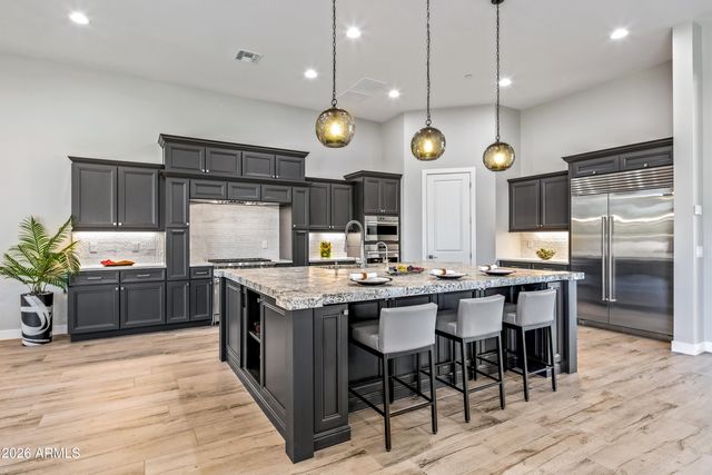 8555 E EAGLE CLAW Drive, Scottsdale, AZ 85266