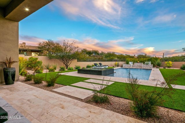 8555 E EAGLE CLAW Drive, Scottsdale, AZ 85266