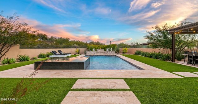 8555 E EAGLE CLAW Drive, Scottsdale, AZ 85266