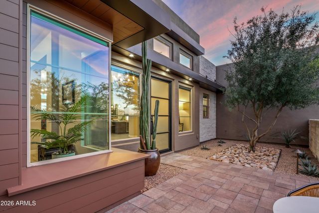 8555 E EAGLE CLAW Drive, Scottsdale, AZ 85266
