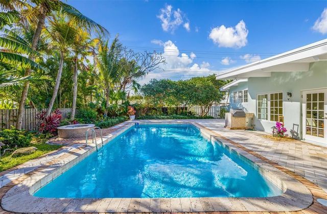 1900 Admirals Way, Fort Lauderdale, FL 33316