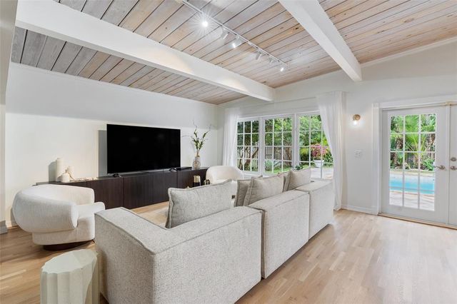 1900 Admirals Way, Fort Lauderdale, FL 33316