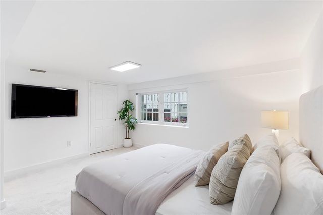 1900 Admirals Way, Fort Lauderdale, FL 33316