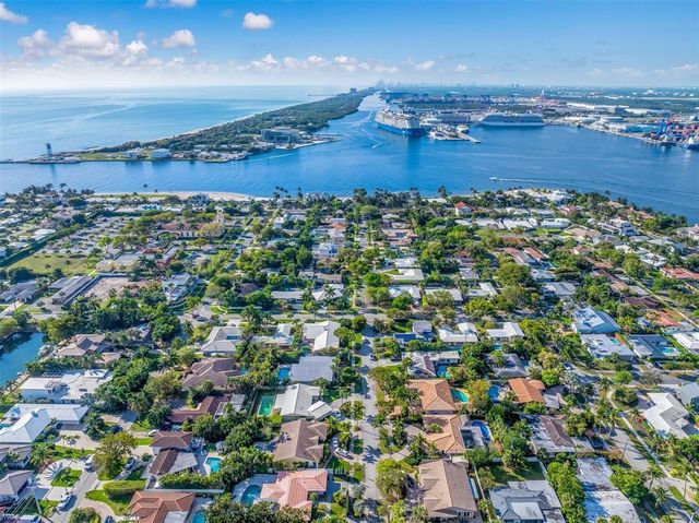 1900 Admirals Way, Fort Lauderdale, FL 33316