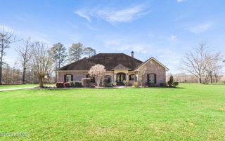 384 Hidden Village Drive, Washington, LA 70589