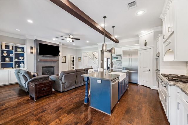 1730 Hollister Street, Houston, TX 77055