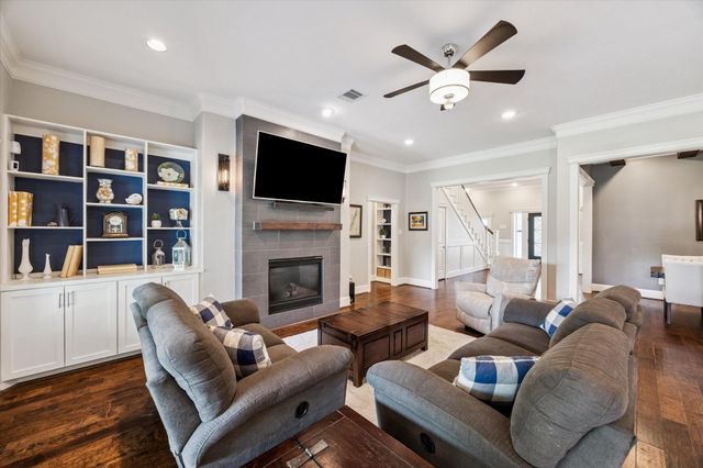 1730 Hollister Street, Houston, TX 77055