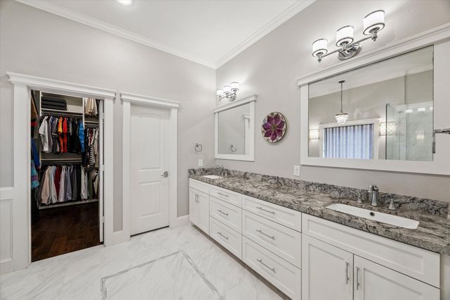 1730 Hollister Street, Houston, TX 77055