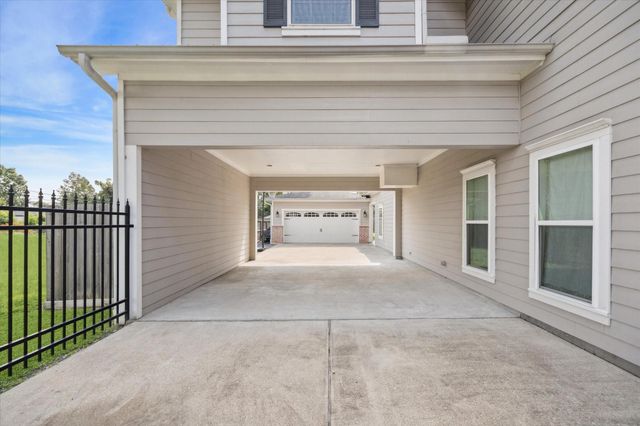 1730 Hollister Street, Houston, TX 77055