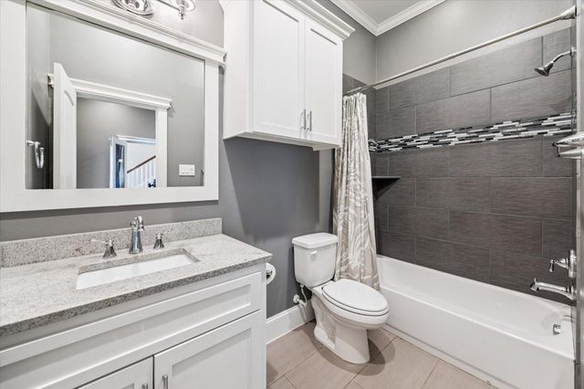 1730 Hollister Street, Houston, TX 77055