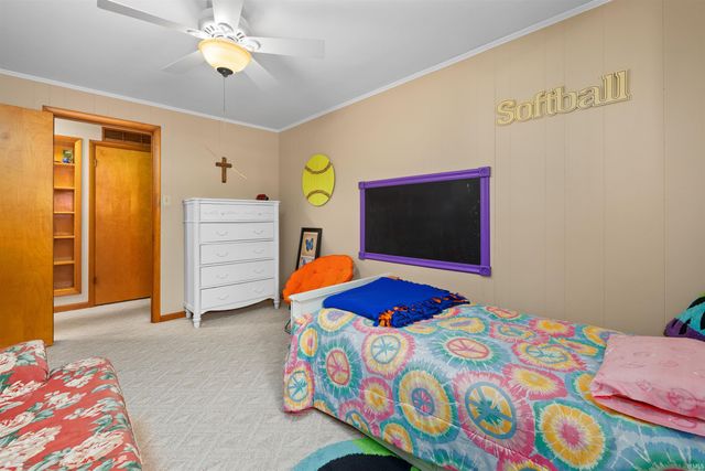 214 Betz Road, Auburn, IN 46706