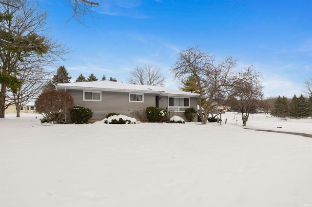 214 Betz Road, Auburn, IN 46706