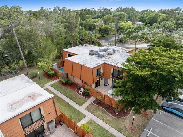 1724 Park Meadows DR # 1, Fort Myers, FL 33907