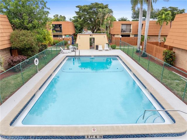 1724 Park Meadows DR # 1, Fort Myers, FL 33907