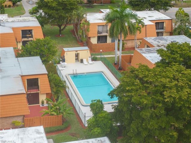 1724 Park Meadows DR # 1, Fort Myers, FL 33907