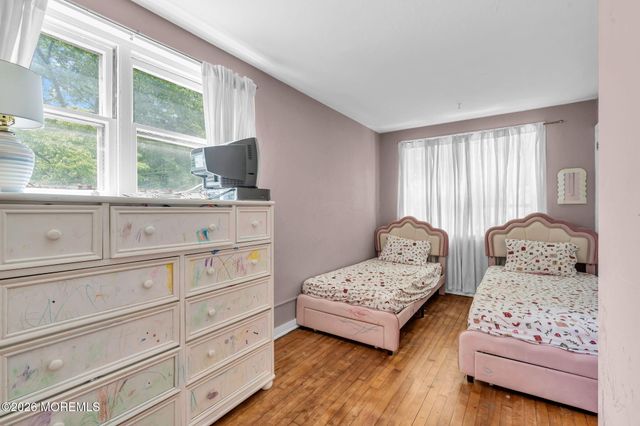 22 Pine Drive, Roosevelt, NJ 08555