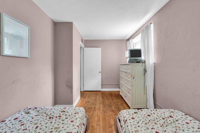 22 Pine Drive, Roosevelt, NJ 08555