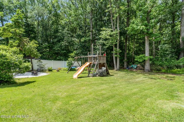 22 Pine Drive, Roosevelt, NJ 08555